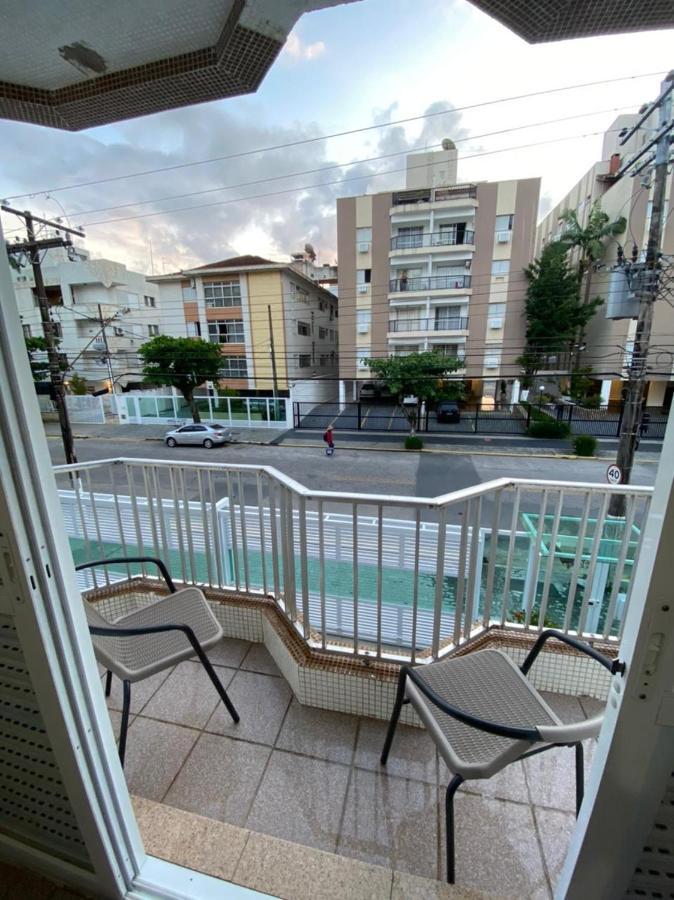 Apartamento Com Estacionamento, Wi-Fi, Ar Condicionado A 300 Metros Da Praia Da Enseada No Guaruja. ภายนอก รูปภาพ
