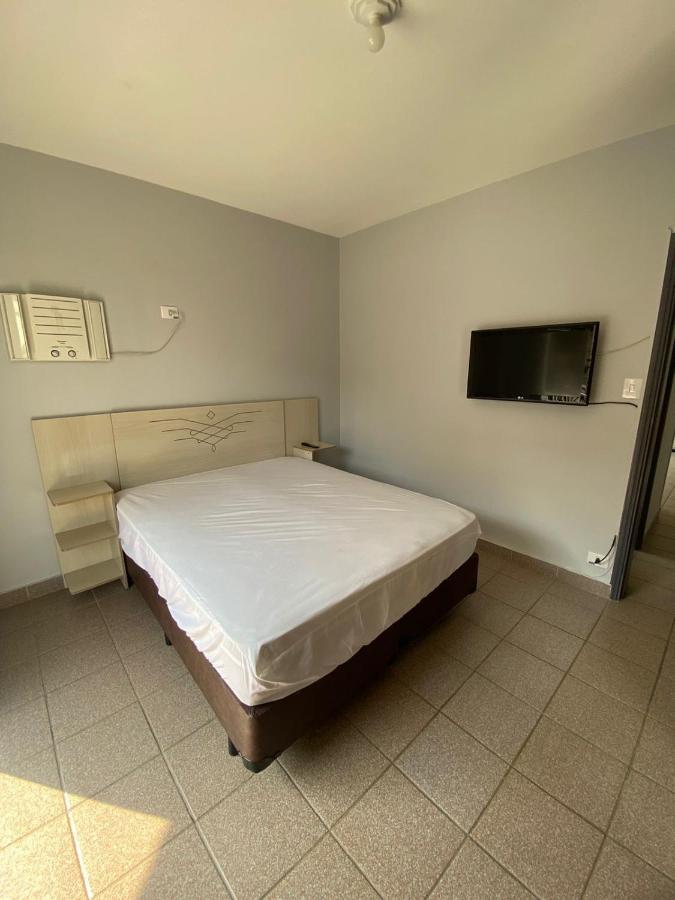 Apartamento Com Estacionamento, Wi-Fi, Ar Condicionado A 300 Metros Da Praia Da Enseada No Guaruja. ภายนอก รูปภาพ