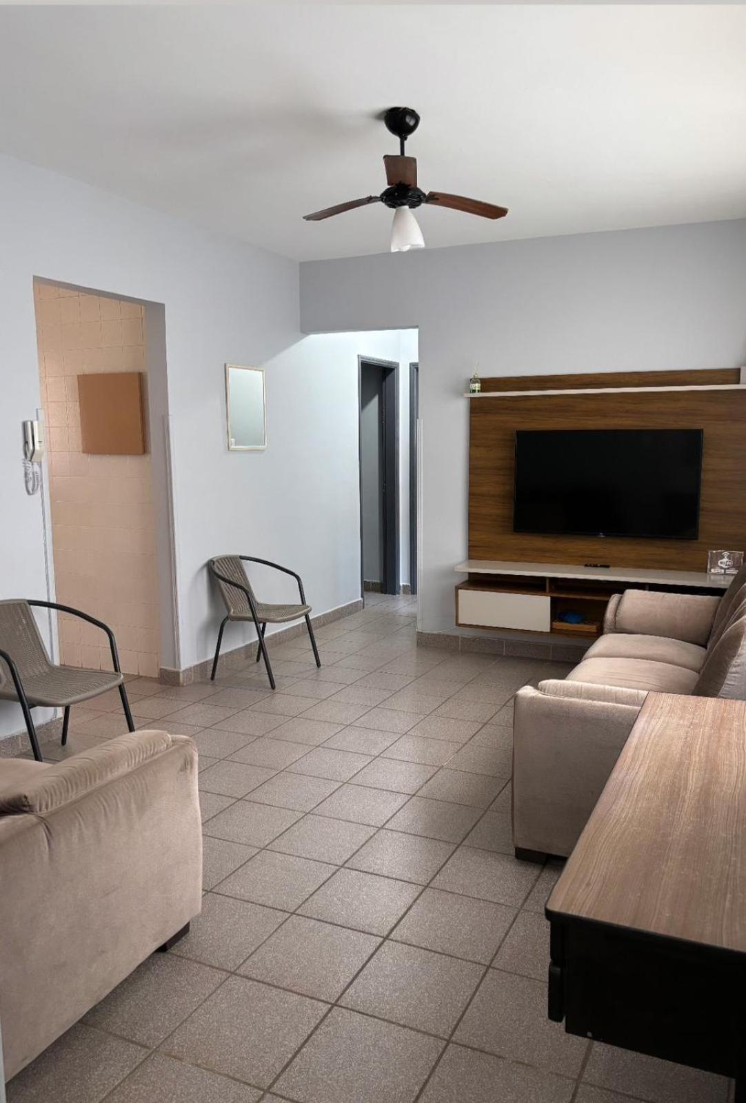 Apartamento Com Estacionamento, Wi-Fi, Ar Condicionado A 300 Metros Da Praia Da Enseada No Guaruja. ภายนอก รูปภาพ